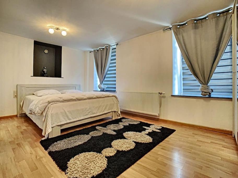 Vue Sur Meuse Avec Jacuzzi Et Sauna Exterieur. Yvoir Eksteriør billede